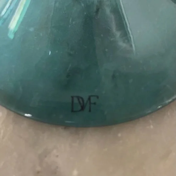 DVF:  Diane von Fürstenberg High Rise Wine Glasses, Set of 7 NEW - Picture 4 of 5
